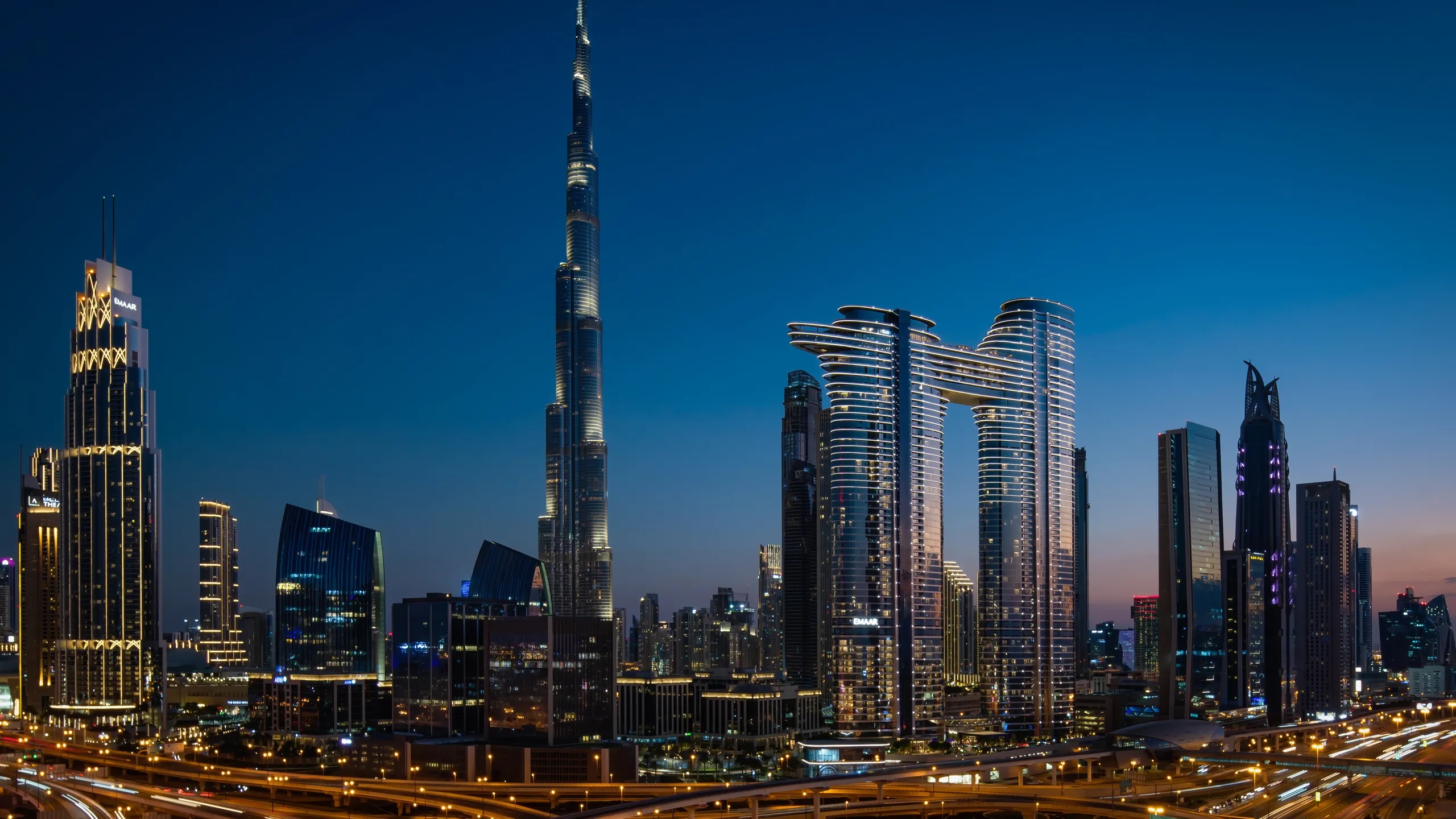 How to Make Money in Dubai Real Estate 2024