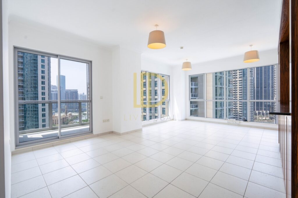 Two-bedroom apartment in The Residences 6
