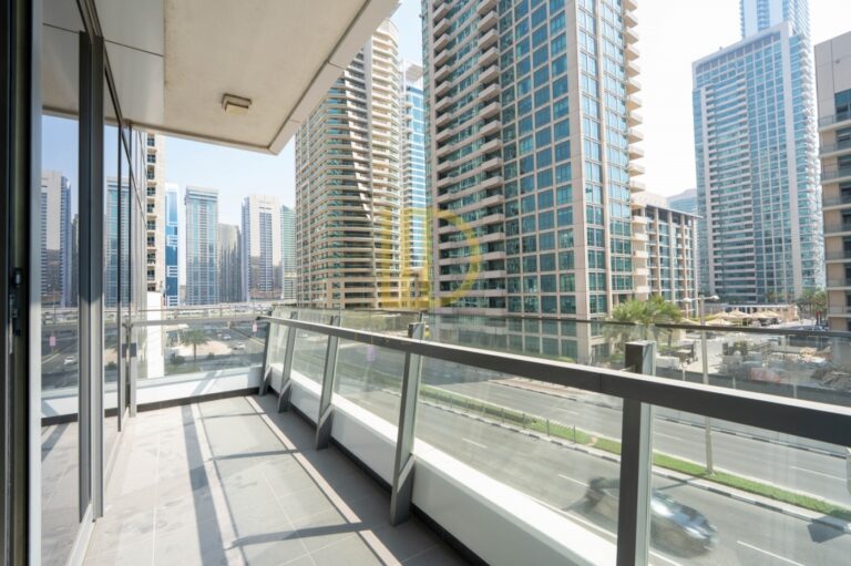 Kitchen Equipped| Near Dubai Marina Mall | Vacant