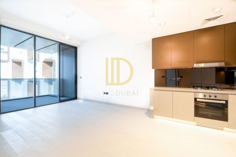 Brand New – Kitchen Equipped – Prime Location