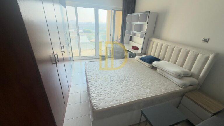 Unfurnished | Low Floor | Close to Metro | Vacant