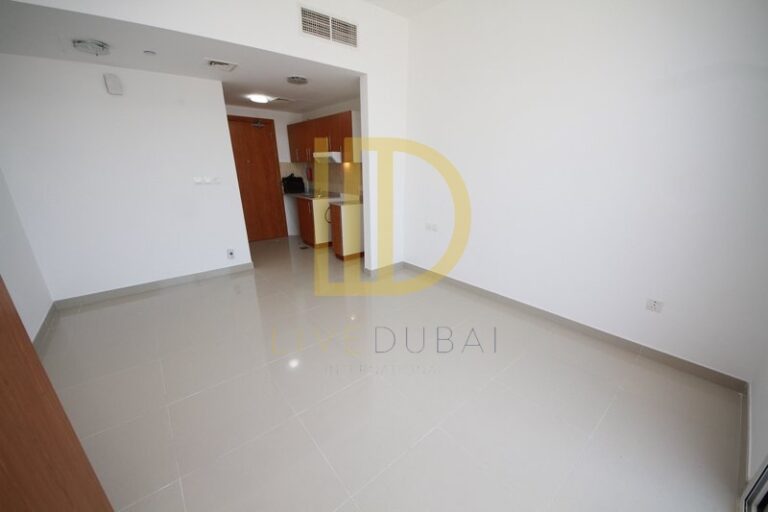 Studio flat for rent in Lakeside Tower D, IMPZ