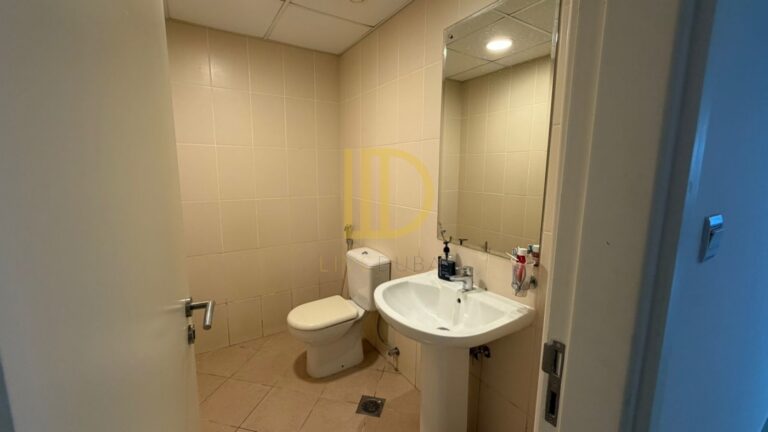 Largest Layout | No balcony| Great condition