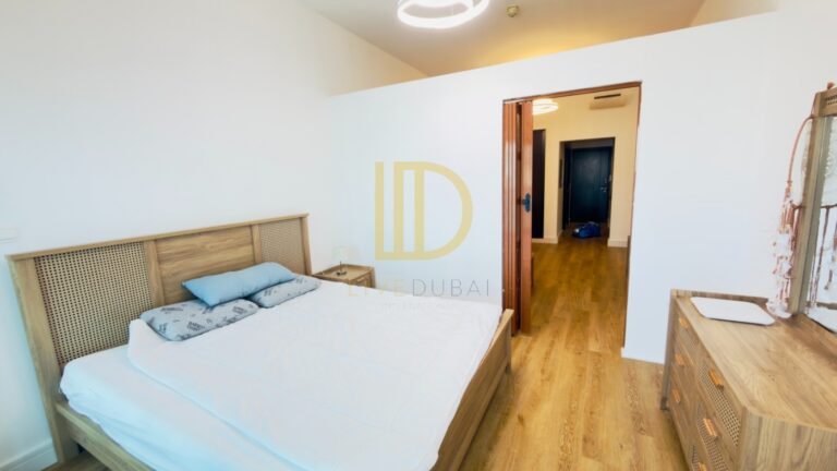 Vacant I Converted I Newley Renovated I Spacious