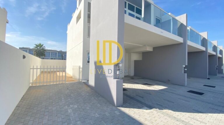 Three-bedroom townhouse in Amargo