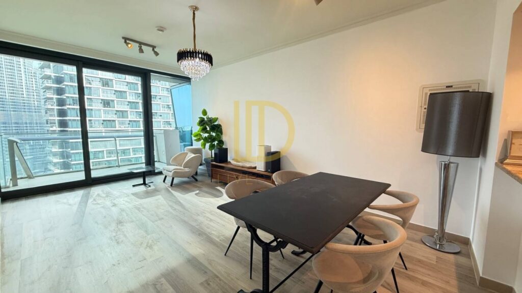 Two-bedroom apartment in Burj Vista 2
