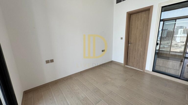 Vacant I Brand New I Pak view I Fully Smart home