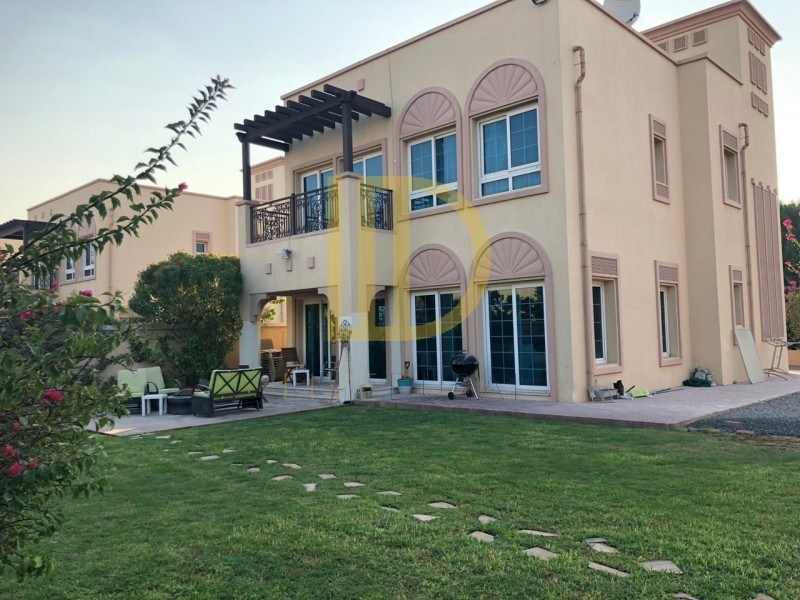 2 Bedroom plus Maid Arabic Style Villa with Landscaped