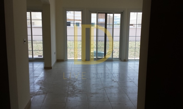 2 Bedroom plus Maid Arabic Style Villa with Landscaped