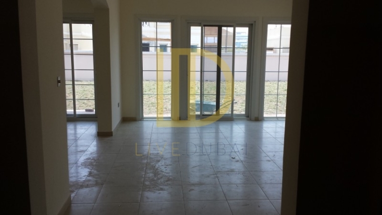 2 Bedroom plus Maid Arabic Style Villa with Landscaped