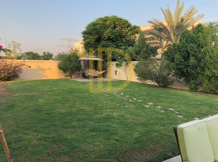 2 Bedroom plus Maid Arabic Style Villa with Landscaped