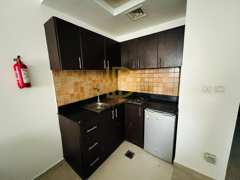 Vacant | Furnished | Exclusive