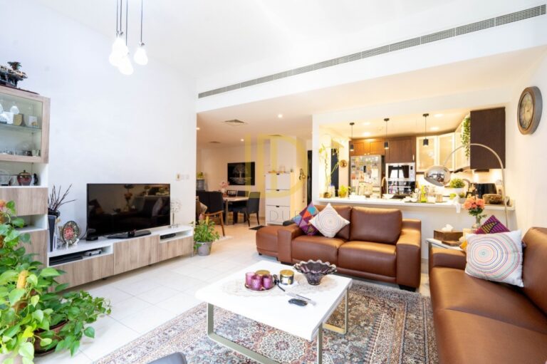 3 Bedroom | 1 Parking | Street 2 | Must See | Call