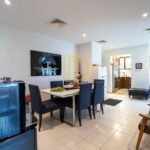 Photo of Three-bedroom apartment in Al Nakheel
