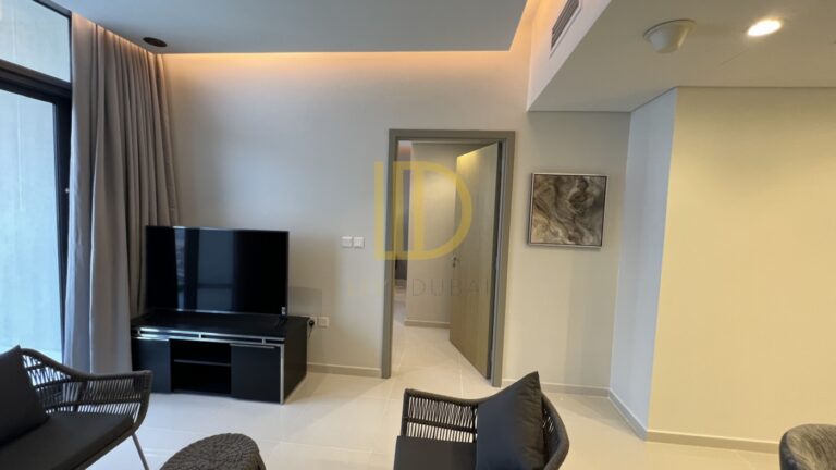 Vacant I Canal View I High Floor I Furnished