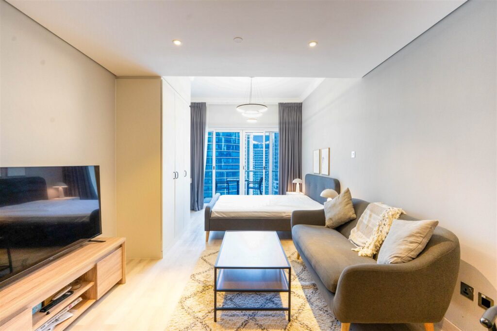 Living area after the renovation, Lake View Tower, JLT