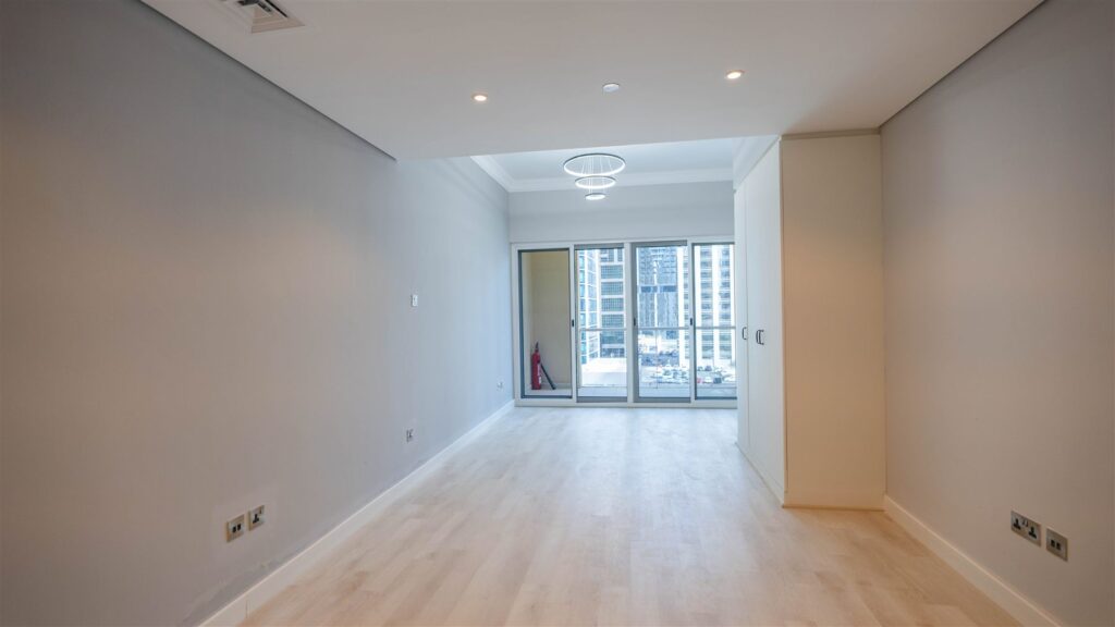 Main room after the renovation, Lake View Tower, JLT