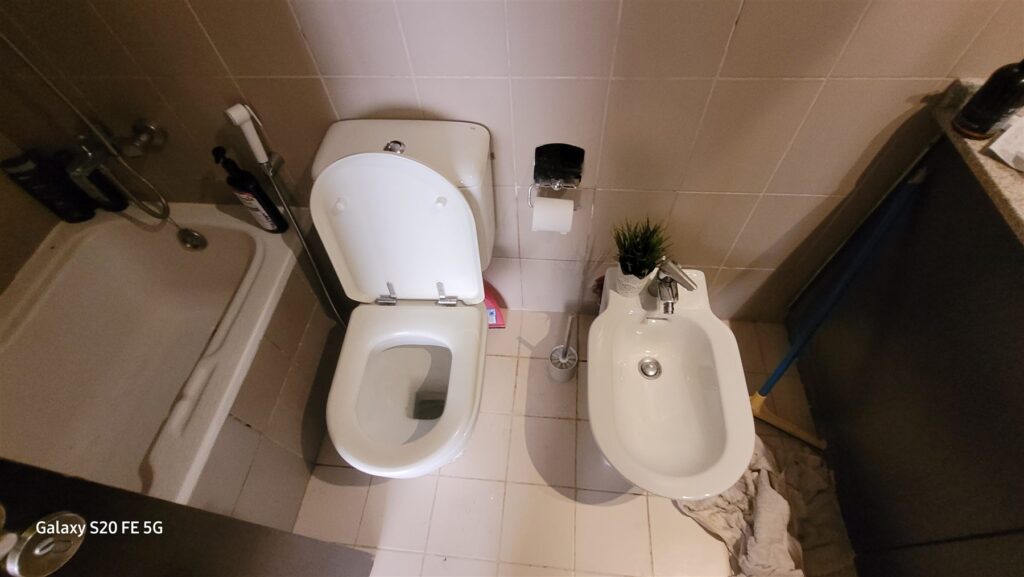 Bathroom before the renovation, Remraam, Dubailand
